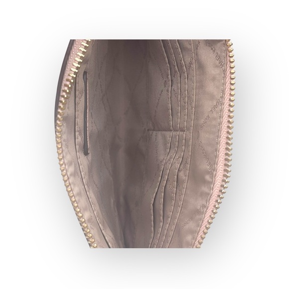 Michael Kors ❤︎︎ Adele Jet Set XL Zip Clutch ❤︎︎ Ballet Pink ❤︎︎ Gold Heart Stud - Picture 12 of 16